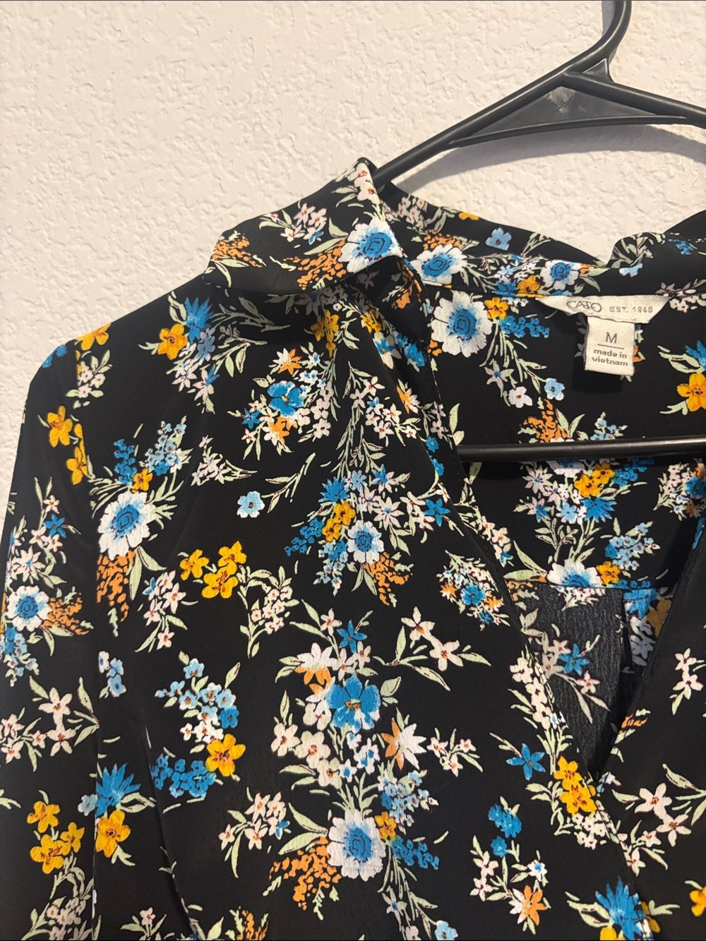 Cato size medium Black Floral Wrap Midi Dress with Blue & Yellow flowers - Picture 3 of 6